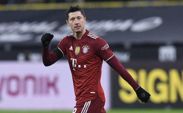  莱万多夫斯基斩获德甲生涯第二百粒进球  