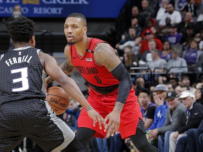  福克斯关键助攻国王加时险胜活塞保留附加赛希望